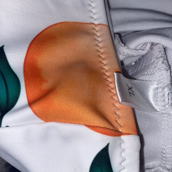 XL/IDK Brand/Looks Good - Picture 6 of 6